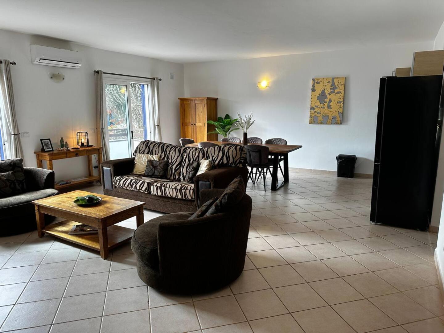 Leme Bedje Two Bedroom - By Bobbywashere Santa Maria Eksteriør bilde